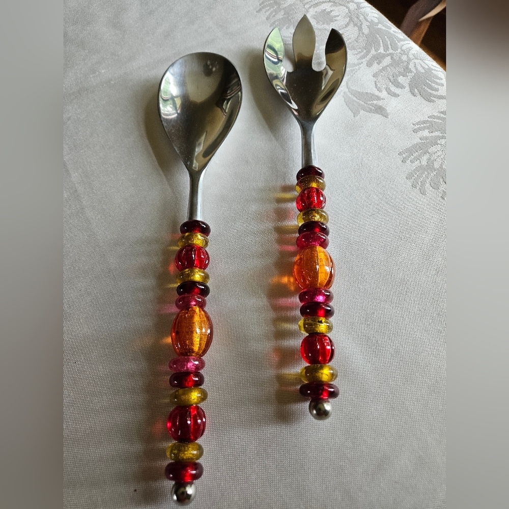 EUC Pier 1 Red and Orange Beaded Serveware Set